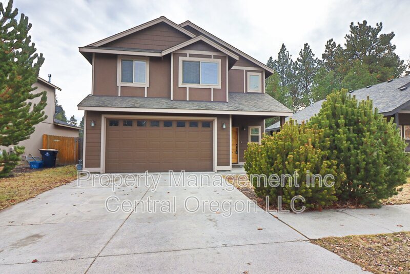 Primary Photo - 20277 Knightsbridge Pl