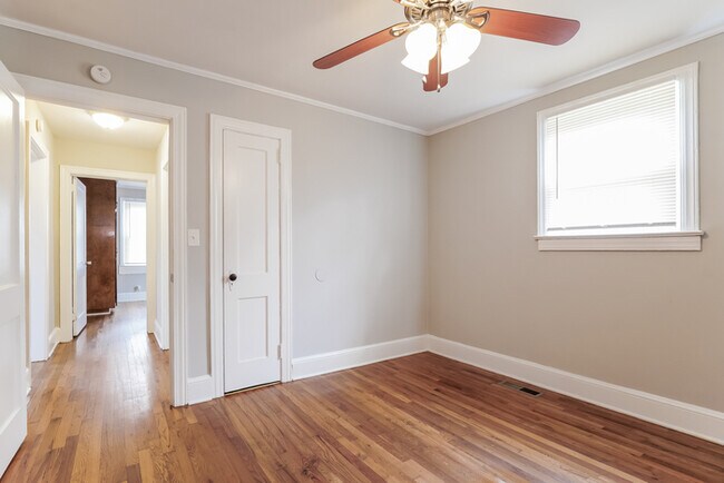 Foto del edificio - 608 S Fairfield Rd