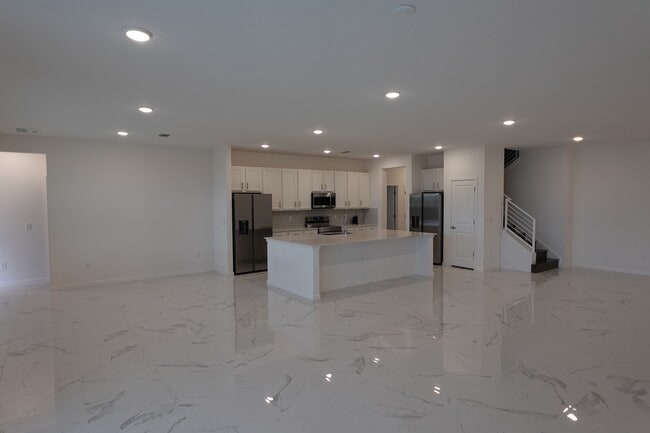 Foto del edificio - 3800 Sonoma Blvd