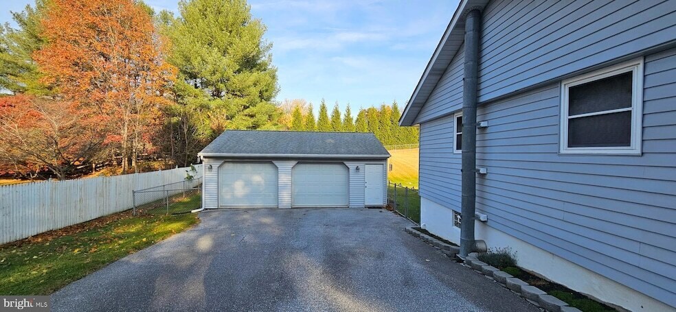 Building Photo - 3044 Old Gamber Rd