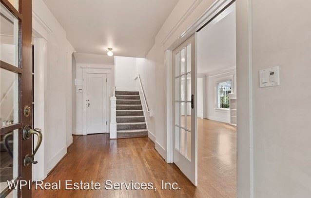 Building Photo - 1218 Bigelow Ave N