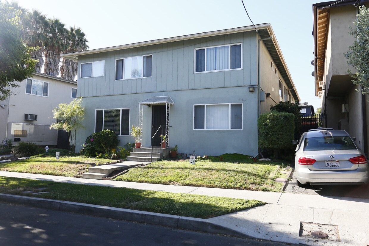 Primary Photo - 13520 Rye St