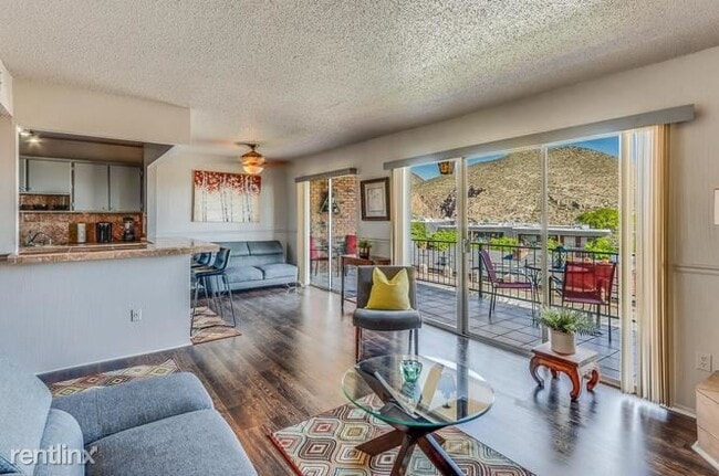 Building Photo - 1 br, 1 bath  - 4800 N Stanton St Unit 80