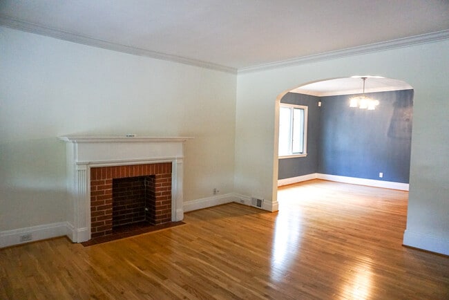 Building Photo - 414 Woodward Ave