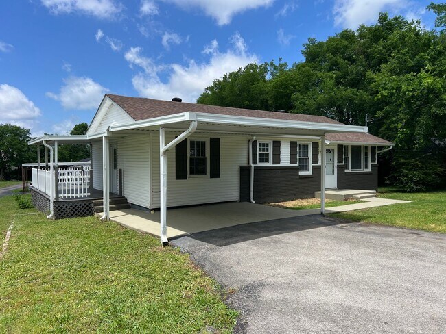 Foto del edificio - Spacious 3 BR 2 BA Available now in LaVergne