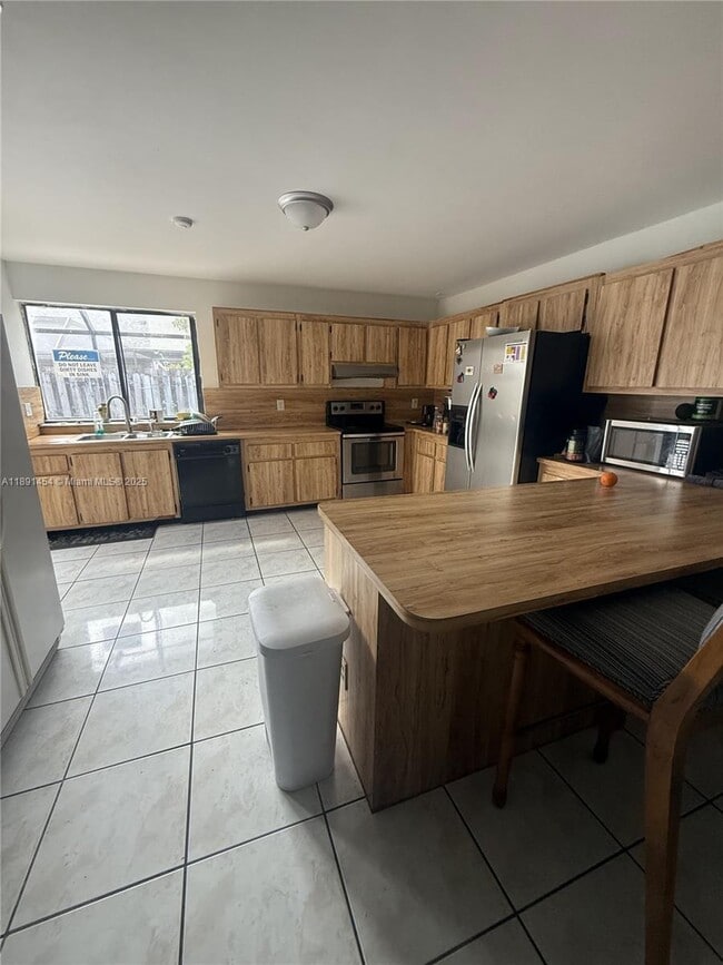 Foto del edificio - 7358 NW 49th St