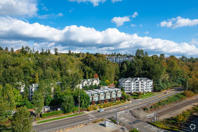 Building Photo - 1750 Lake Washington Blvd N