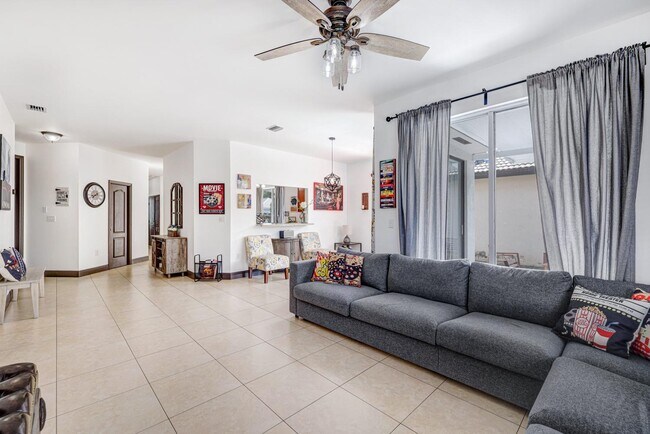 Foto del edificio - 16082 SW 68th Ter