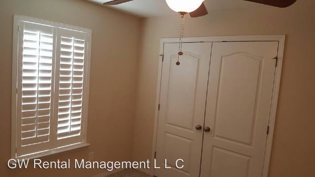 Building Photo - 15330 Fremont Ct