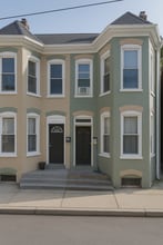 Building Photo - 15 E Lee St