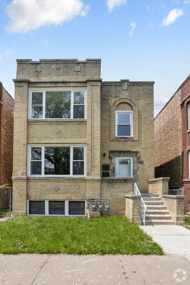 Building Photo - 6748 S Champlain Ave