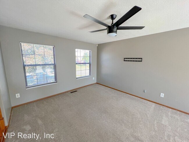 Building Photo - 4 br, 2.5 bath House - 369 Old Ranch Court