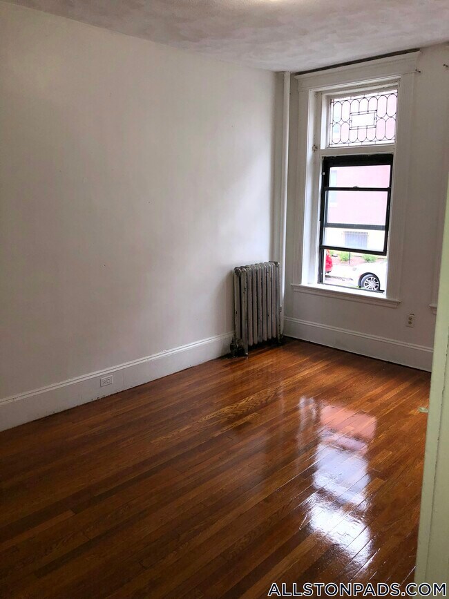 Building Photo - 1254 Commonwealth Ave