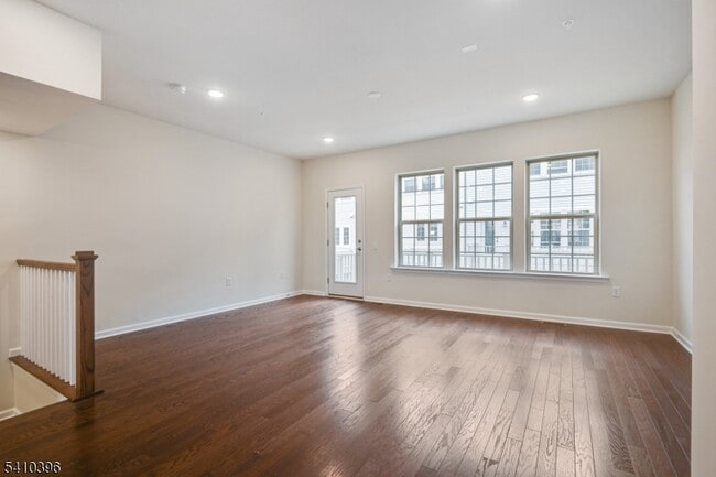 Foto del edificio - 28 Gala Ct