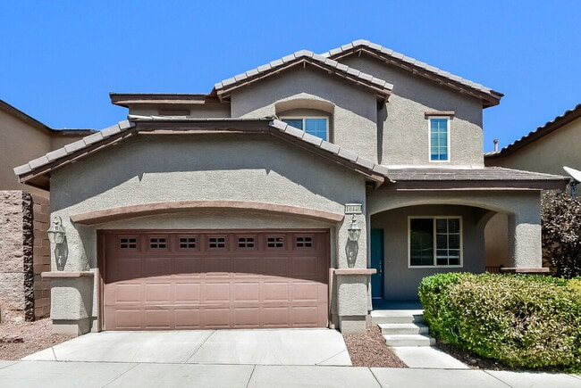 Building Photo - 10440 Yew Blossom Ave