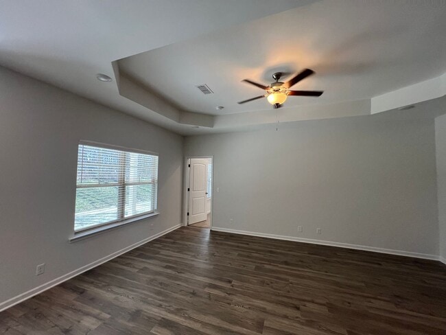 Building Photo - Gorgeous NEW CONSTRUCTION 3 BR 2 Bath Home - Right off Hwy 231 S.