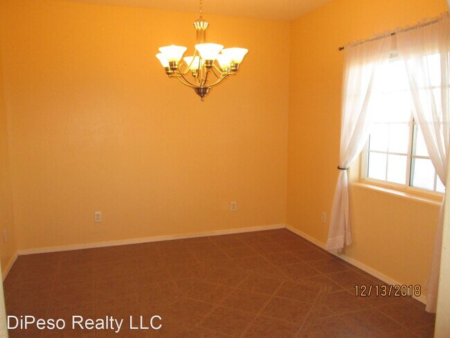 Building Photo - 3 br, 2 bath House - 1209 S Taylor Rd