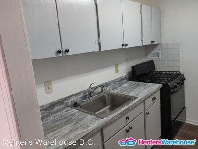Foto del edificio - 1 br, 1 bath House - 7172 Donnel Pl D3