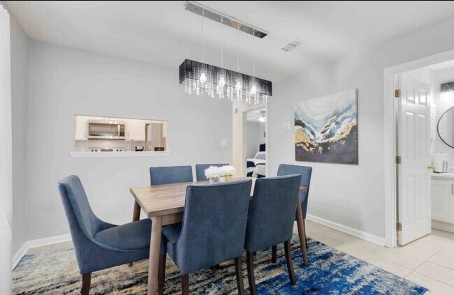 Foto del edificio - 4032 Remer Ct