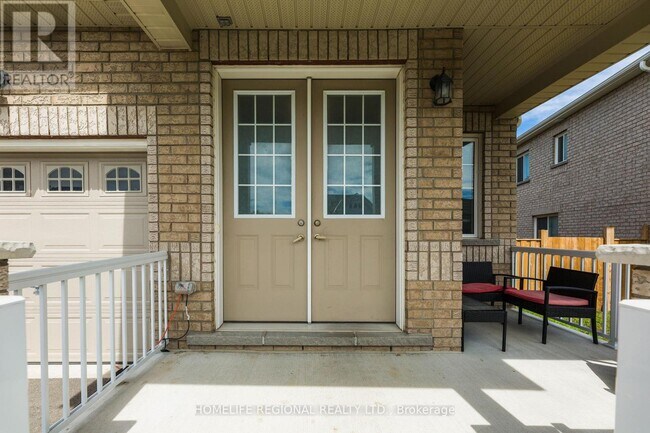 Photo du bâtiment - 80 Prince George Cres