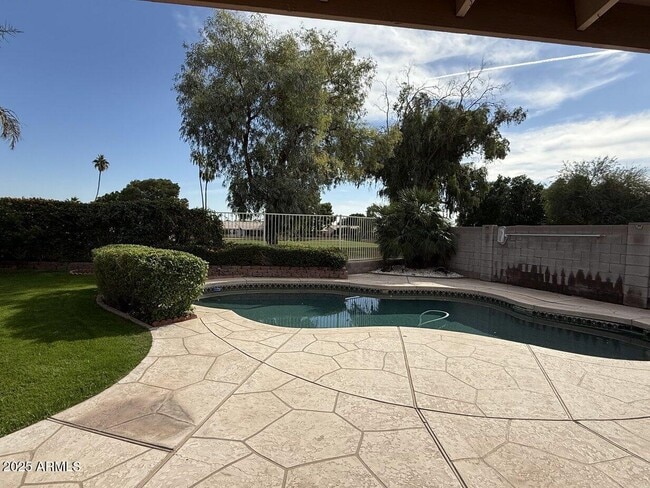 Building Photo - 6079 W Irma Ln