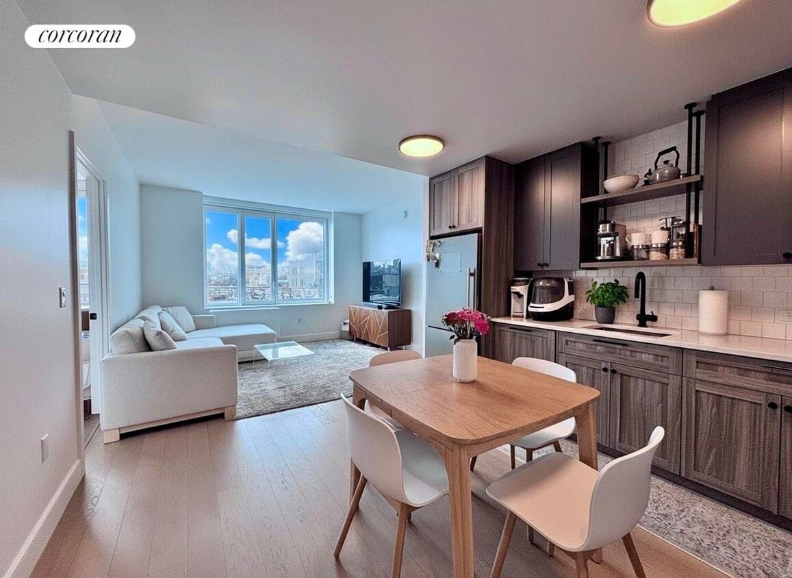 Foto principal - 36-20 Steinway St
