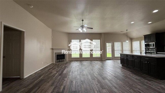 Building Photo - 13615 Evening Wind Dr