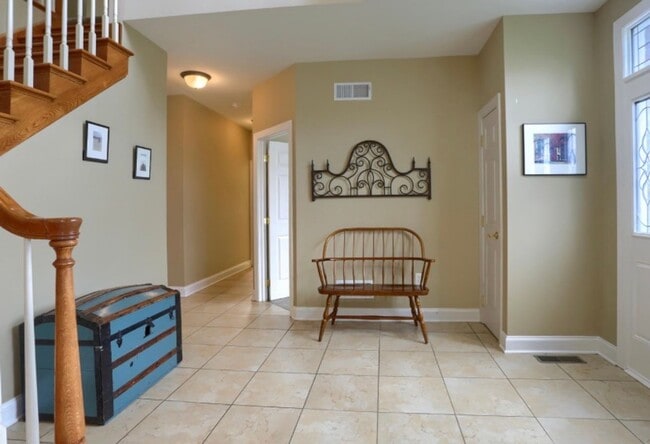 Building Photo - Luxury 5-Bedroom Home for Rent – $4,500/Month + Utilities