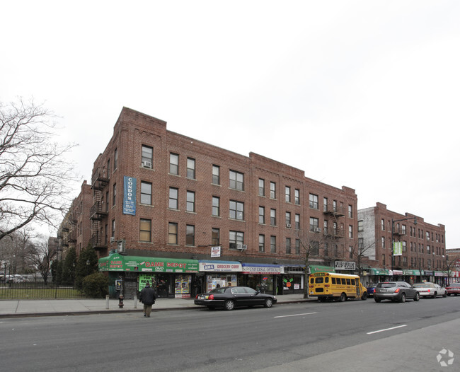 Foto del edificio - Linden Plaza