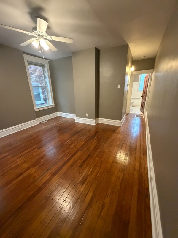 Foto del edificio - 3461 S Spring Ave