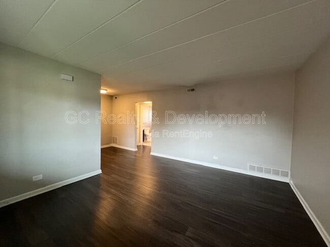 Foto del edificio - 342 Wilson Ave