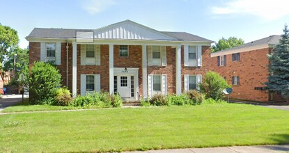 Building Photo - 5428 Glenridge Dr