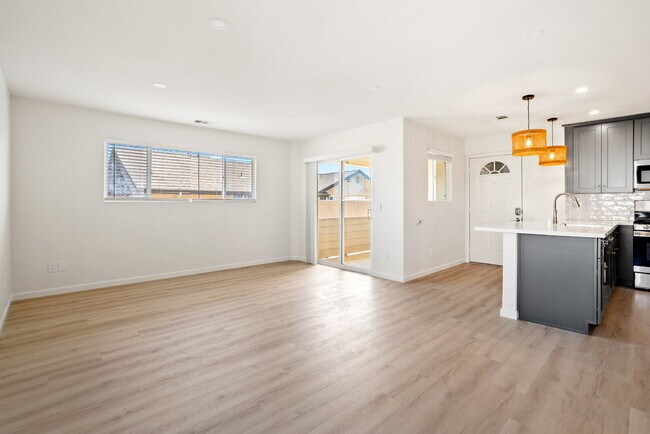 Building Photo - AVAILABLE SEPTEMBER - Coastal-Convenient 2 Bed Retreat with Private Balcony