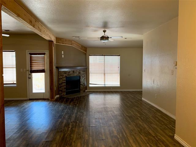 Building Photo - 906 Savage Dr