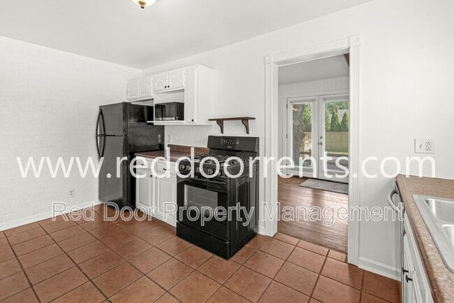 Foto del edificio - 957 Woodhill Dr