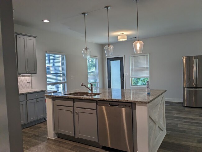 Building Photo - 479 Omnia Ridge Way