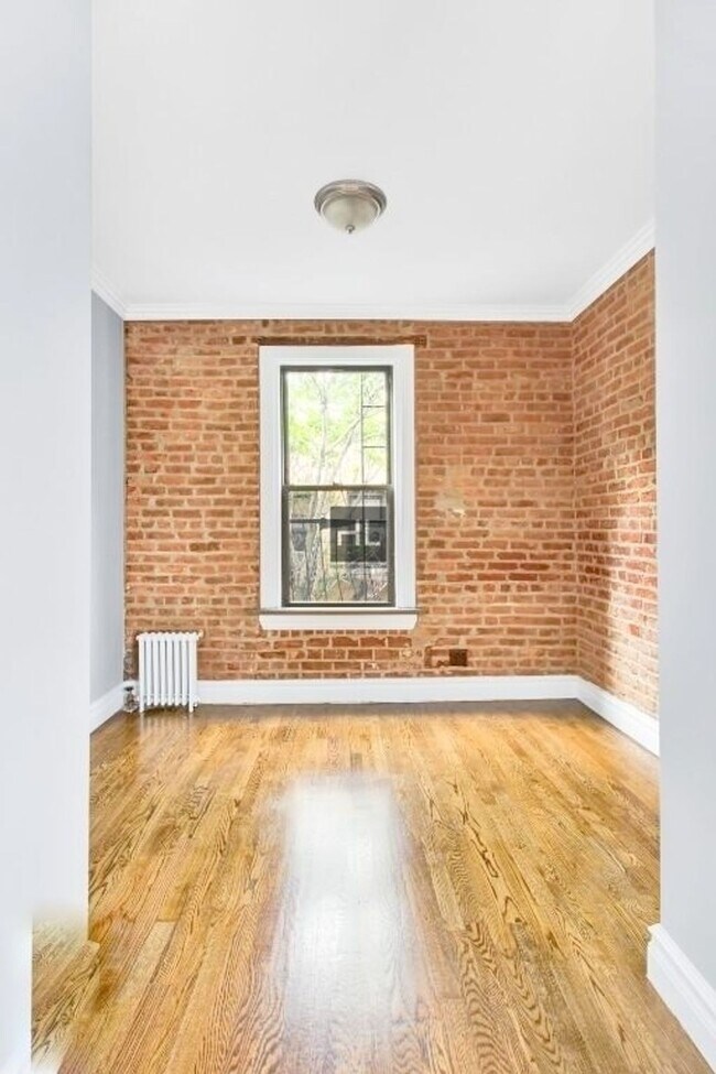 Foto del edificio - East 13th Street