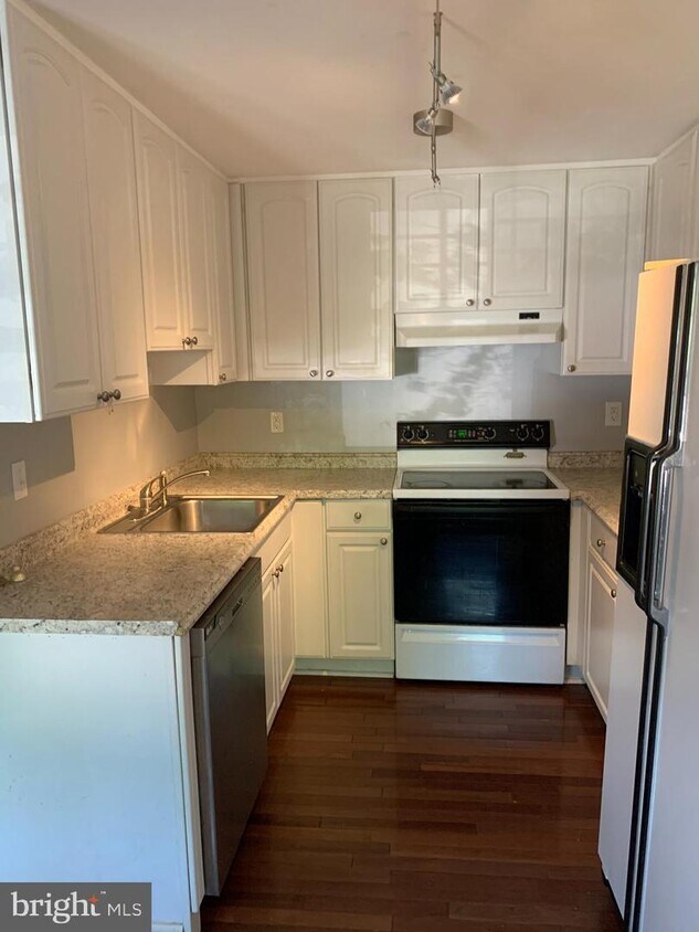 Foto principal - 17645 Kohlhoss Rd