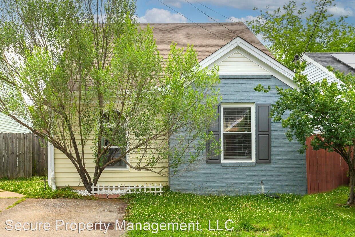Primary Photo - 3 br, 2 bath House - 427 Lemont Dr