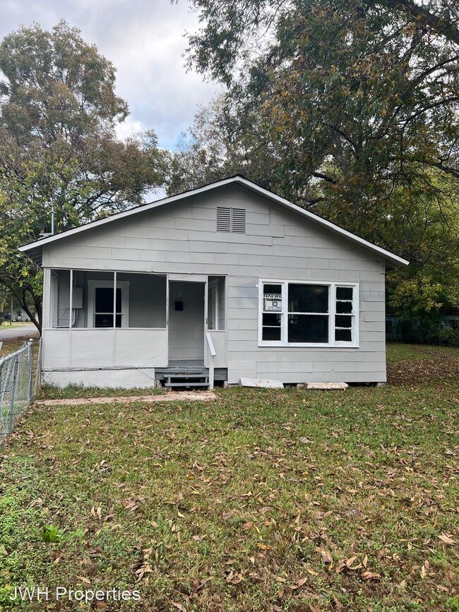 Building Photo - 4 br, 2 bath House - 501 Montgomery St