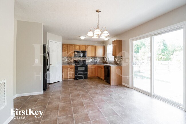 Foto del edificio - 6038 Marsh Cir