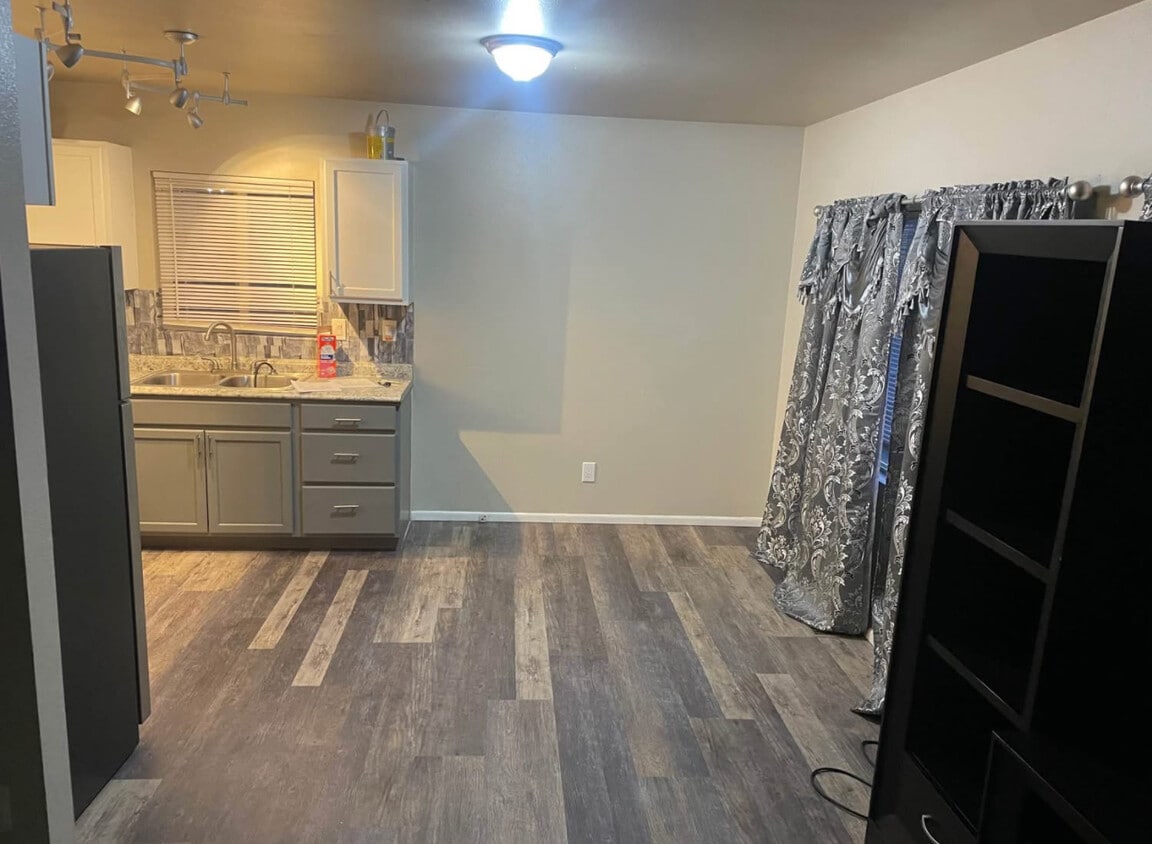 Photo - 4372 Lashelle Ave (Colorado Springs, CO)