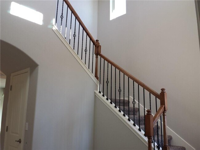 Foto del edificio - 619 Stampede Rd