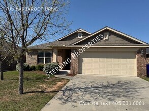 Building Photo - 705 Barbaroot Dr