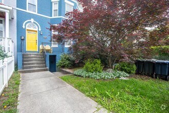 Building Photo - 1417 North Carolina Ave NE