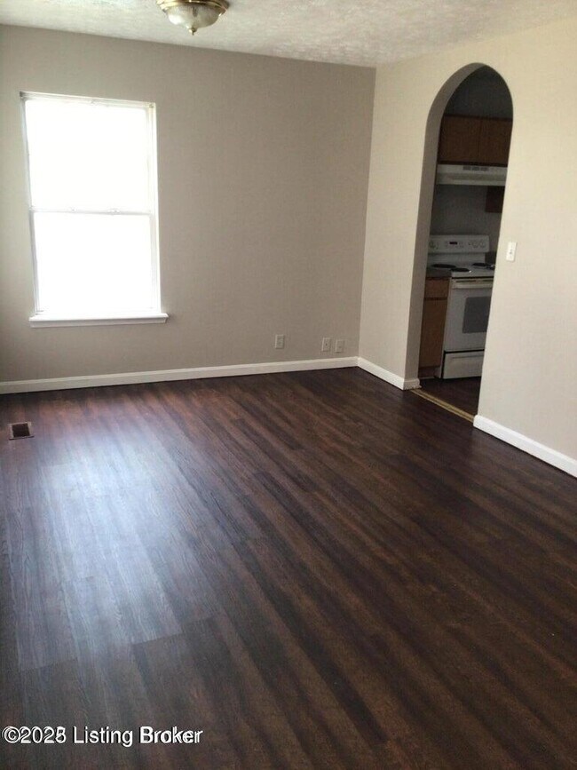 Building Photo - 2301 Howard St