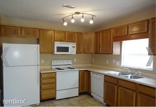 Building Photo - 2533 Bristlecone Dr