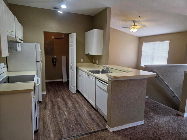 Foto del edificio - 821 Grand Regency Pointe