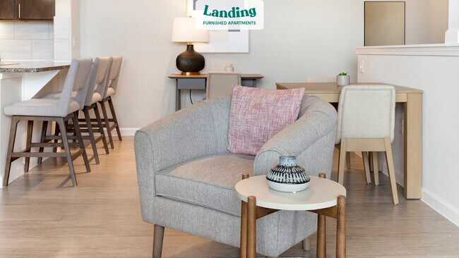 Foto del edificio - 4301 Grand Ave Pkwy