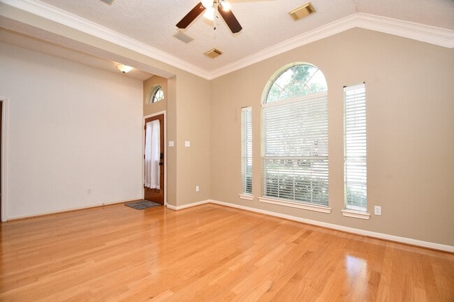 Building Photo - 1215 Wood Haven Ct